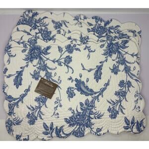 Williamsburg Blue Floral Quilted Rectangular Placemats 13” x 19” Set of 6 NWT